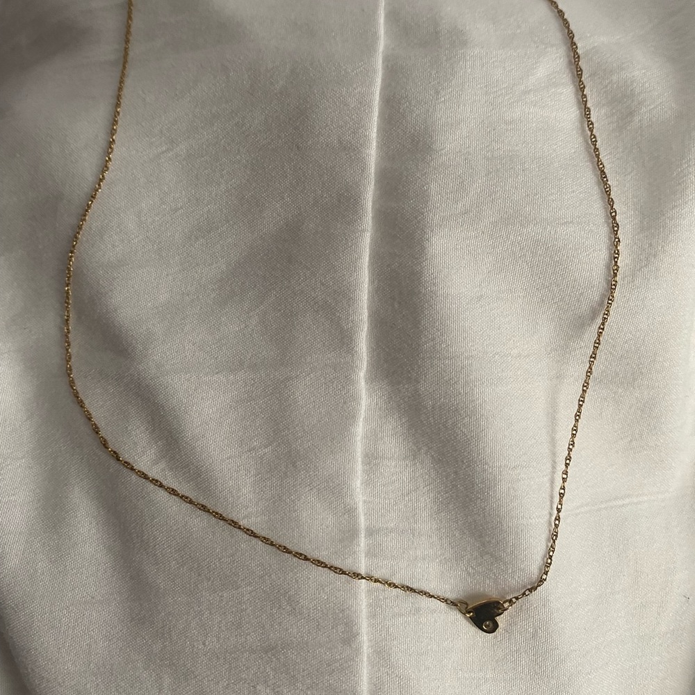 Gold Jennifer Zeuner heart necklace